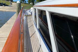 80FT (24.38M) BURGER