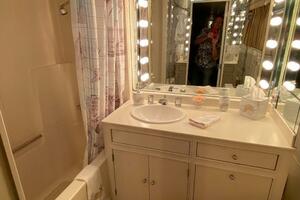 80FT (24.38M) BURGER