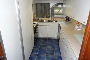 80FT (24.38M) BURGER