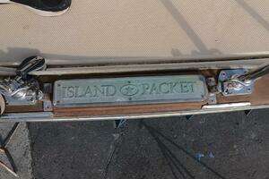 2005 Island Packet 370 thumbnail 2