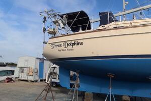 3 DOLPHINS 37ft Island Packet Yacht For Sale