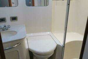 1999 Sea Ray 480 Sedan Bridge thumbnail 20