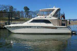 1999 Sea Ray 480 Sedan Bridge thumbnail 2