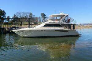 1999 Sea Ray 480 Sedan Bridge thumbnail 4