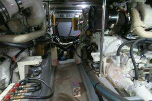 1999 Sea Ray 480 Sedan Bridge thumbnail 12