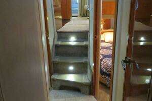 1999 Sea Ray 480 Sedan Bridge thumbnail 23