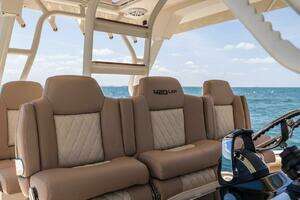2016 Scout 420 LXF thumbnail 10