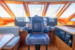 2001 Symbol 62 Pilothouse thumbnail 18