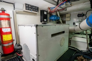 2001 Symbol 62 Pilothouse thumbnail 52