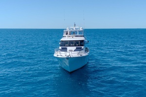 2001 Symbol 62 Pilothouse thumbnail 4