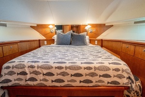 2001 Symbol 62 Pilothouse thumbnail 31