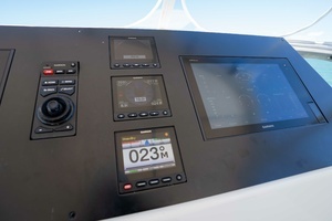 2001 Symbol 62 Pilothouse thumbnail 47