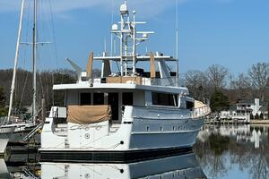 LIQUIDITY 102ft Broward Yacht For Sale