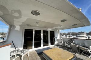 LIQUIDITY 102ft Broward Yacht For Sale