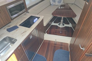 2019 Pursuit 355 Offshore thumbnail 13