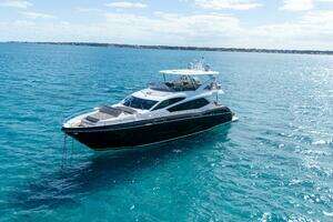 2016 Sunseeker 75 Yacht thumbnail 5