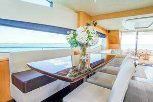 2016 Sunseeker 75 Yacht thumbnail 26