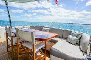 2016 Sunseeker 75 Yacht thumbnail 15