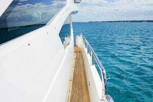2016 Sunseeker 75 Yacht thumbnail 22