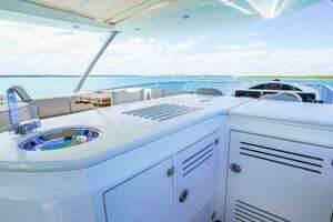2016 Sunseeker 75 Yacht thumbnail 68