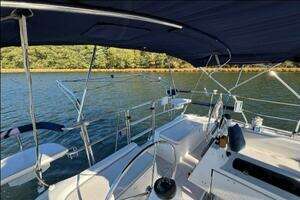 2004 Catalina 400 thumbnail 25