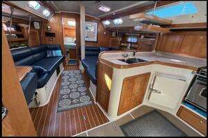 2004 Catalina 400 thumbnail 4