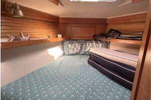 2004 Catalina 400 thumbnail 12