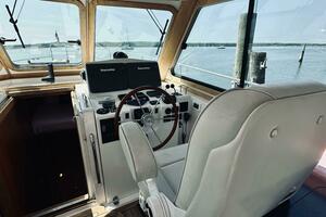 2007 Sabre 34 Express thumbnail 26