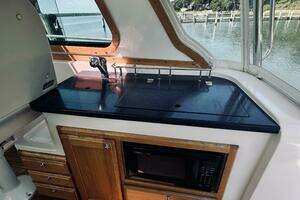 2007 Sabre 34 Express thumbnail 43