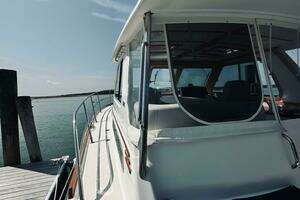 2007 Sabre 34 Express thumbnail 18