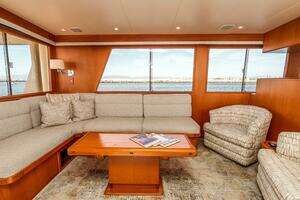 2000 Offshore Yachts Flushdeck thumbnail 22