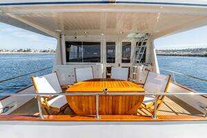 2000 Offshore Yachts Flushdeck thumbnail 16