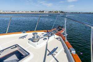 2000 Offshore Yachts Flushdeck thumbnail 19