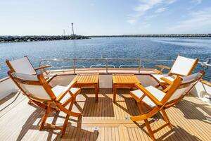 2000 Offshore Yachts Flushdeck thumbnail 7