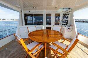 2000 Offshore Yachts Flushdeck thumbnail 9