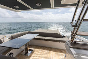 2020 Azimut S6 Sportfly thumbnail 25