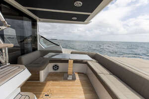 2020 Azimut S6 Sportfly thumbnail 24