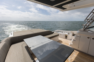 60FT (18.29M) AZIMUT