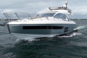 2020 Azimut S6 Sportfly thumbnail 4