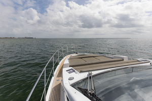 60FT (18.29M) AZIMUT