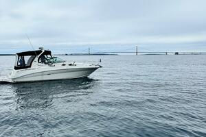 2006 Sea Ray 320 Sundancer thumbnail 8