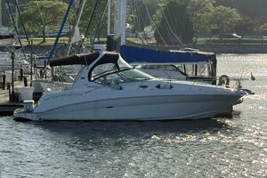 2006 Sea Ray 320 Sundancer thumbnail 9