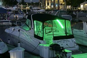 2006 Sea Ray 320 Sundancer thumbnail 10