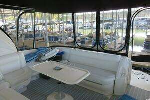 2001 Sea Ray 510 Sundancer thumbnail 12
