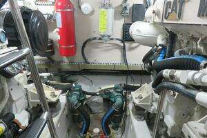 2001 Sea Ray 510 Sundancer thumbnail 28