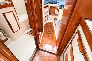 1989 Irwin 43 Mark III thumbnail 20