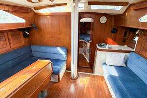 1989 Irwin 43 Mark III thumbnail 18