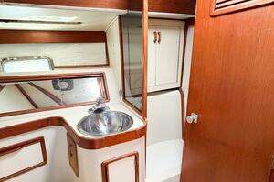 1989 Irwin 43 Mark III thumbnail 23