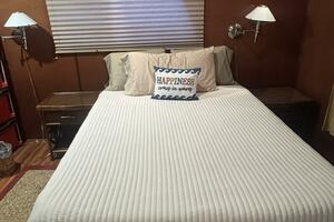 58ft Gibson Yacht For Sale