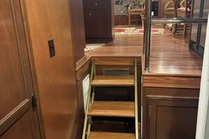 58ft Gibson Yacht For Sale